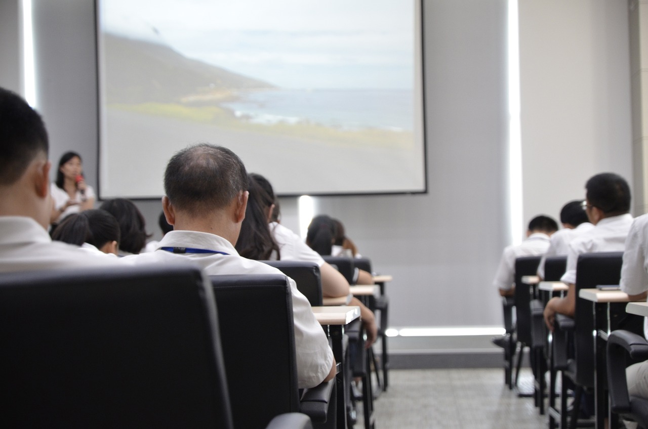 大学生报团回家，一种新型的社交出行方式